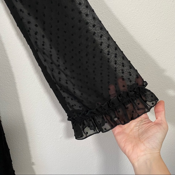 SHOWPO Stay Forever Dress in Black Long Sleeve Swiss Dot V-Neck NWT Size 2 - Picture 7 of 12